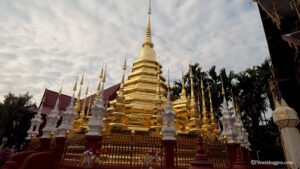 Thumbnail for vlog - Temple views in Chiang Mai