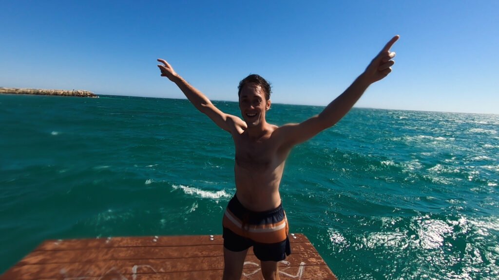 Thumbnail for Freemantle vlog - Jumping in sea