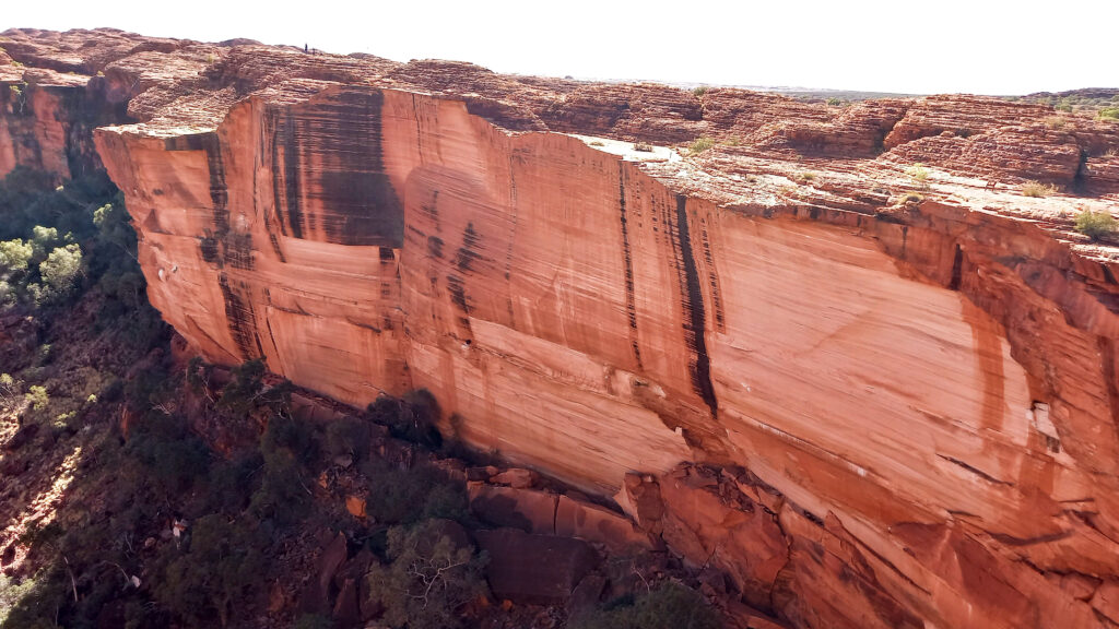 Coloured wall in the Kings Canyon, Northern Territory