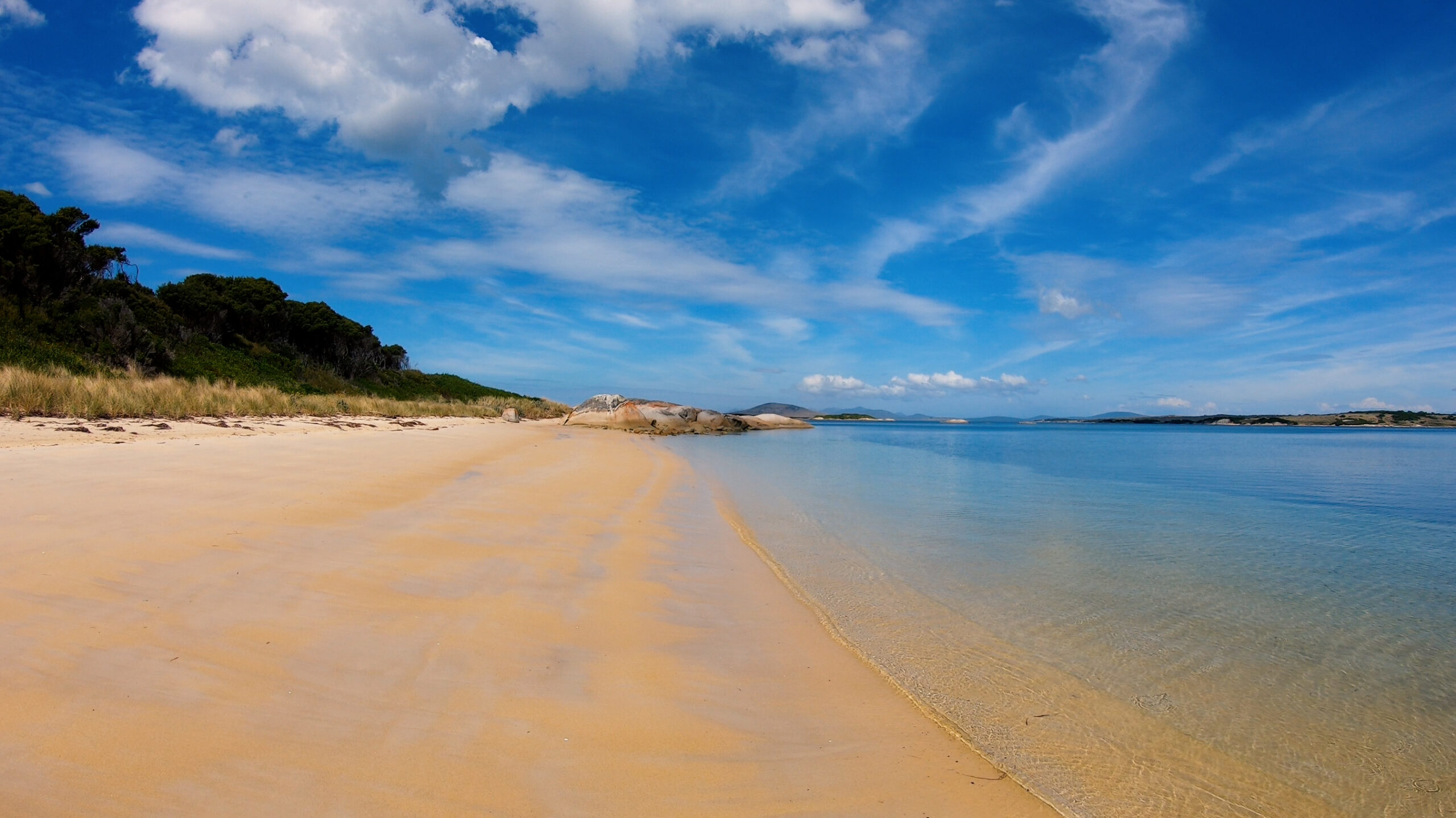 Complete travel guide to visiting Flinders Island in Tasmania | 2023