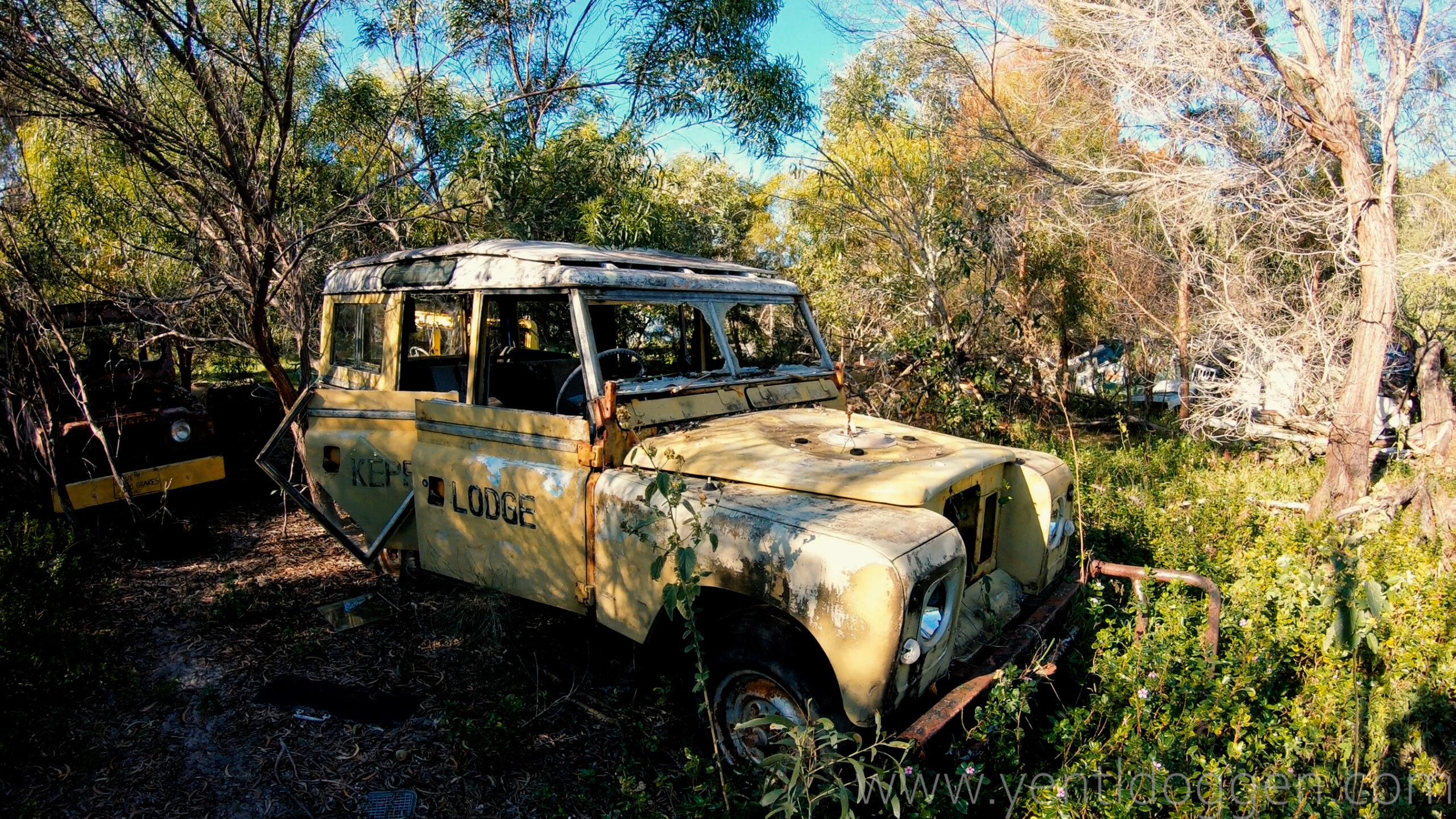 Abandoned cars on Kepple Island